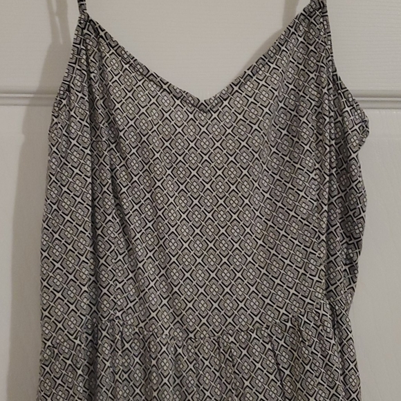 H&M dress - Picture 2 of 3